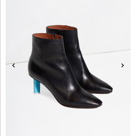 ♦️SOLD Vetements black ankle boots w blue heel sz.40 - Picture 2 of 8